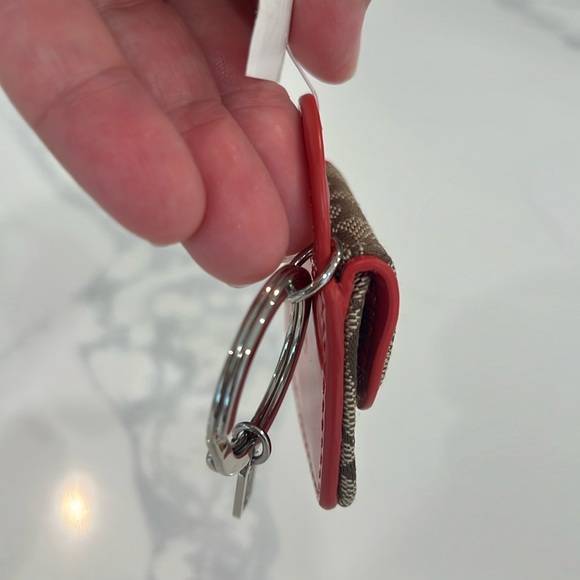 ❤️ Cute. Coach Keychain. - Picture 12 of 14